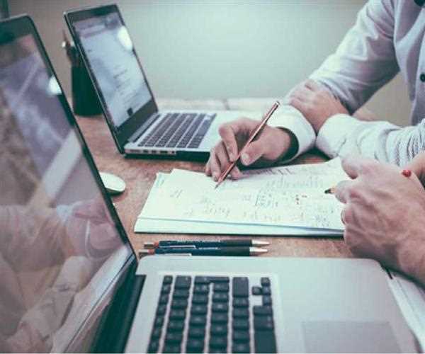 Who Is Financial Planner?