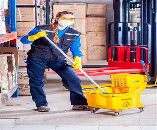 How to Start a Cleaning Business: Right Equipment and Cleaning Products