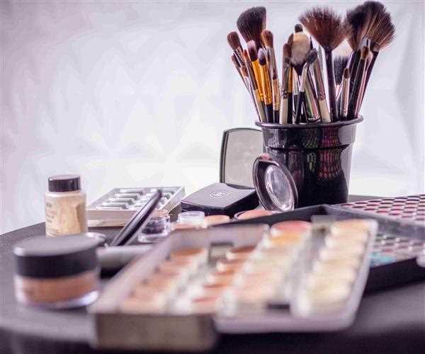 Harmful Effects of using Make up on your skin