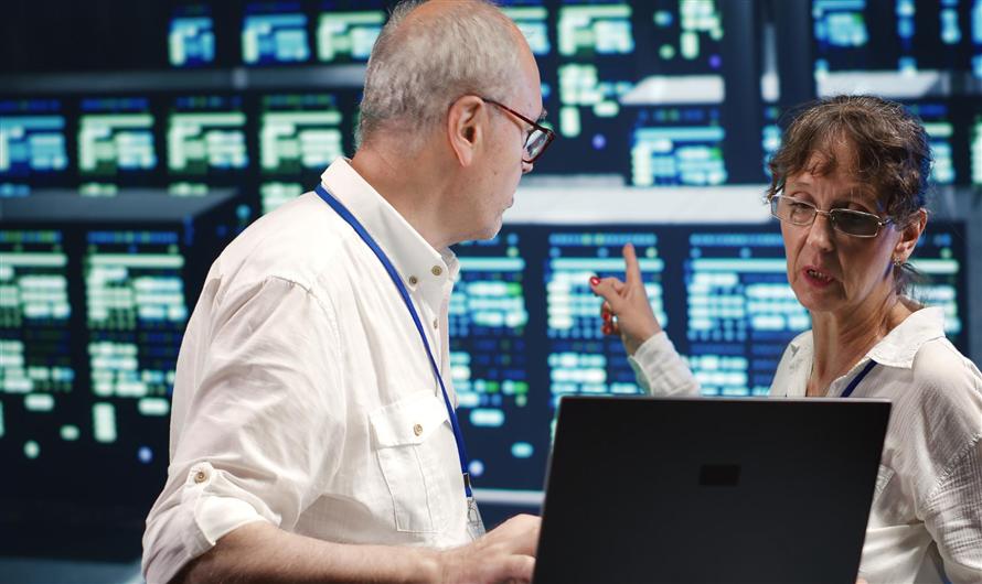 Shared Hosting vs VPS: Which Is Right for Your Small Business Website