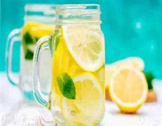 How lemon water affects human body image