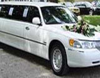 Inexpensive Rental Services of Deluxe Airport Limo
