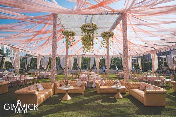 Why to prefer a destination wedding