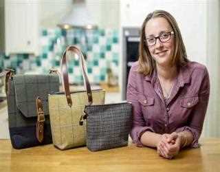 Start a handmade custom handbag business