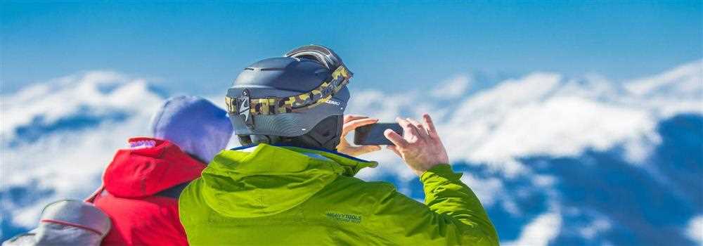 banner image of Kavya Taneja