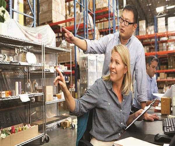 How can payroll services provider save you time and money?