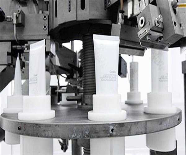 Tips to Look for before buying Cosmetics Online!