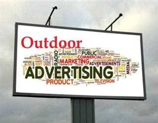 What are the Top Reasons Hoardings Still Work Effectively?