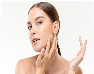 How Collagen Peptides Can Keep You Looking and Feeling Young"