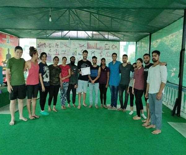 100 Hour Yoga Teacher Training Course in Rishikesh