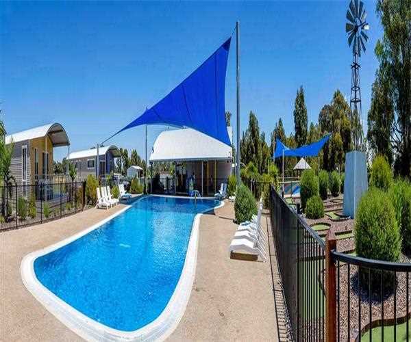 How to Get a Professional Opinion on your Free Form Natural Pool