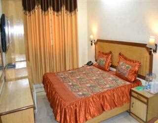 Hotel Atithi Palace - Best Hotel near ISBT Delhi