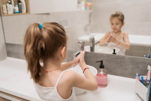 How To Keep Your Bathroom Child-Friendly: A Guide for First-Time Parents