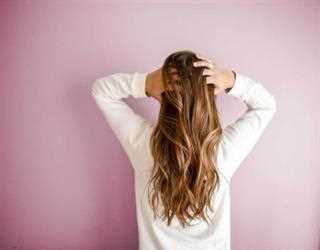 5 Effective Tips to Stop Hair Fall and Dandruff