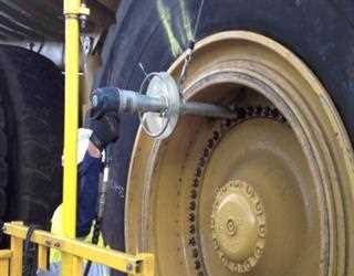 The Torque Multipliers And Hydraulic Nut Splitters Are More Affordable Than Any Other Splitters