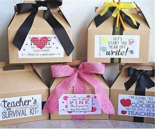 7 Tips To Choose The Right Display Boxes For Your Products