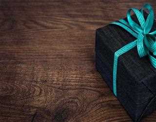 5 Top Things Anyone Would Love to Receive as a Gift