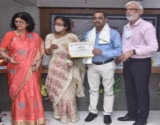 Teacher’s day Special: Award for Excellence