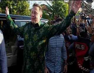 Musk launches SpaceX’s Starlink internet services in Indonesia