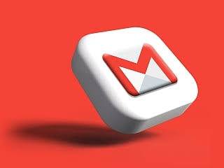 In advance of the holiday shopping season, Gmail has added a package tracking tool.