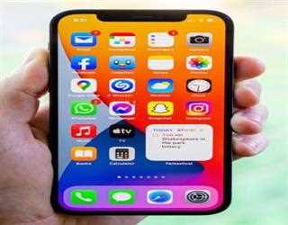 A bug on the iPhone and iPad caused Safari to crash when typing some letters.