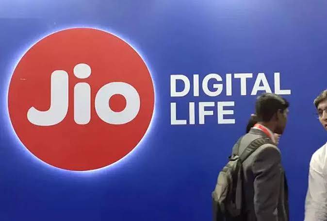 Reliance Jio is the first telecom provider to launch 5G services in Delhi-key NCR's areas.