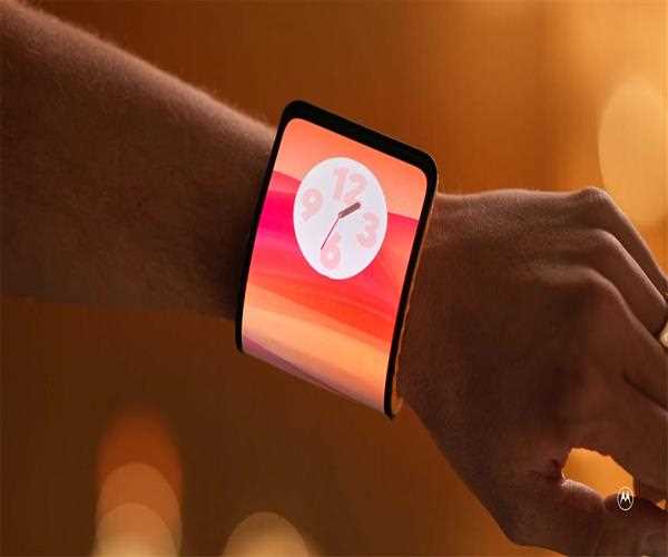 Motorola Unveils Bendable Phone Display Concept That Can Wrap Around Your Wrist