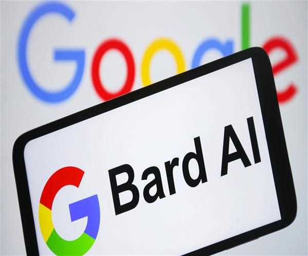 Google sues five scammers over fake Bard AI chatbot that downloads ...