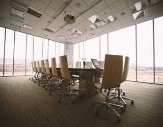 What are the advantages of customized office desks and chairs?