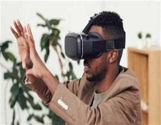 Augmented Reality (AR) and Virtual Reality (VR) in Mobile Apps