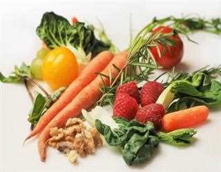 Foods that Help or Harm your Sleep