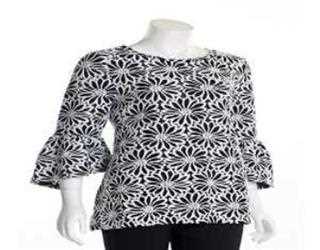 Find the Perfect Tunic Tops to Wear Over Leggings at Any Occasion