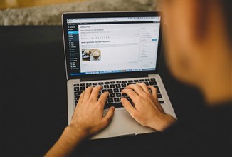 Getting Featured in Google's AI Overviews: What Content Writers Need to Know