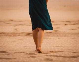 Benefits of Walking barefoot on Soil