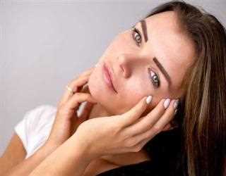 Benefits of Vitamin C for Skin Whitening and Lightening