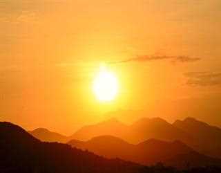 What is behind the tradition of sun worship