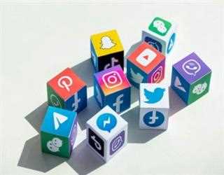 What can a social media virtual assistant do?