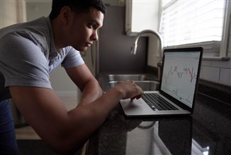 How to Build a Strong MVP That Attracts Investors