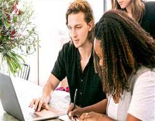 Chatbots and AI in Digital Marketing: Enhancing Customer Interactions