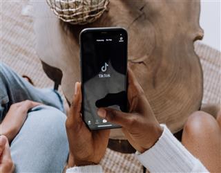 TikTok vs Instagram: Where Do You Have More Chance?