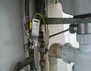 Work of Plumber in home Refurnishing Projects