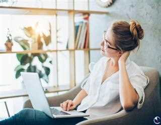Difference between online learning and distance learning