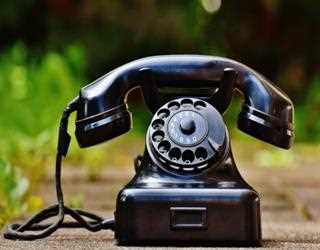 How to Choose the Right Business Phone System