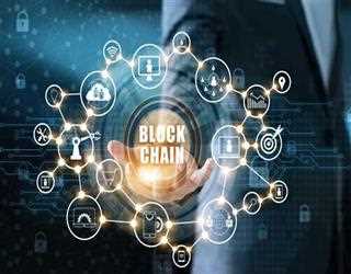 Comparison Between Permissioned Blockchain and Permissionless Blockchain