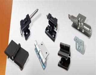 Describe the different materials used to manufacturer Door Hinges