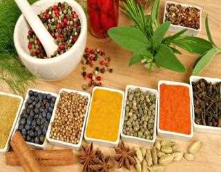 What are the natural ingredients for skin