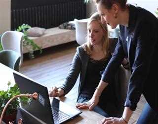 How to Find a Good Mentor: Tips from a CEO and Careers Experts