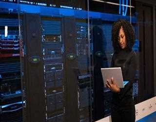 Role of SQL (Structured Query Language) in database management