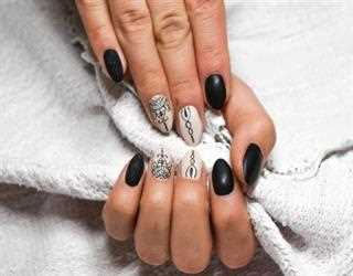 A BEGINNER GUIDE FOR MANICURE
