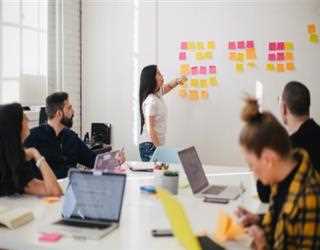 How to Effectively Implement Agile Project Management into Your Workflow